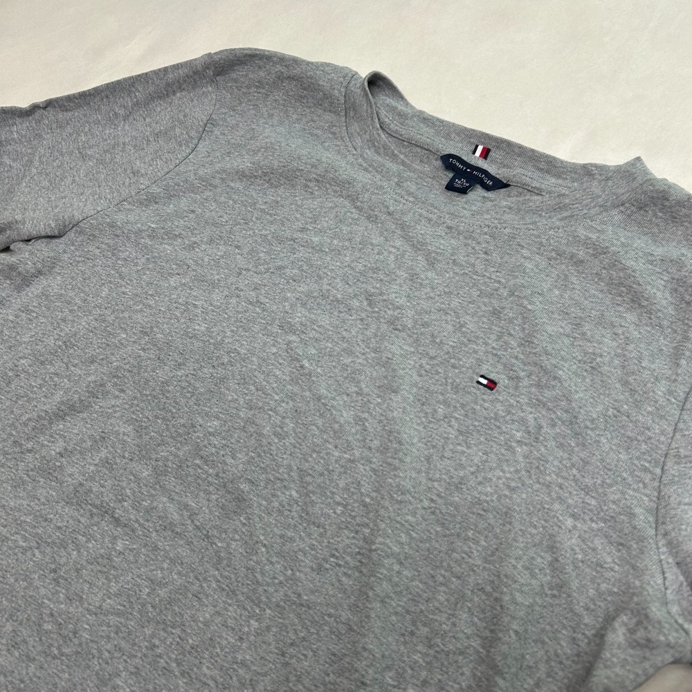 Tommy Hilfiger Long Sleeve T Shirt Mens XL Gray Heather Crew Neck Flag Logo